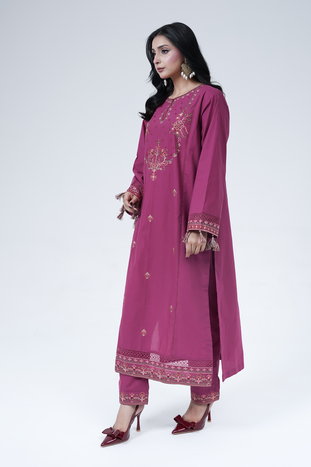 Amaarbail | 3-Piece Embroidered Lawn Outfit