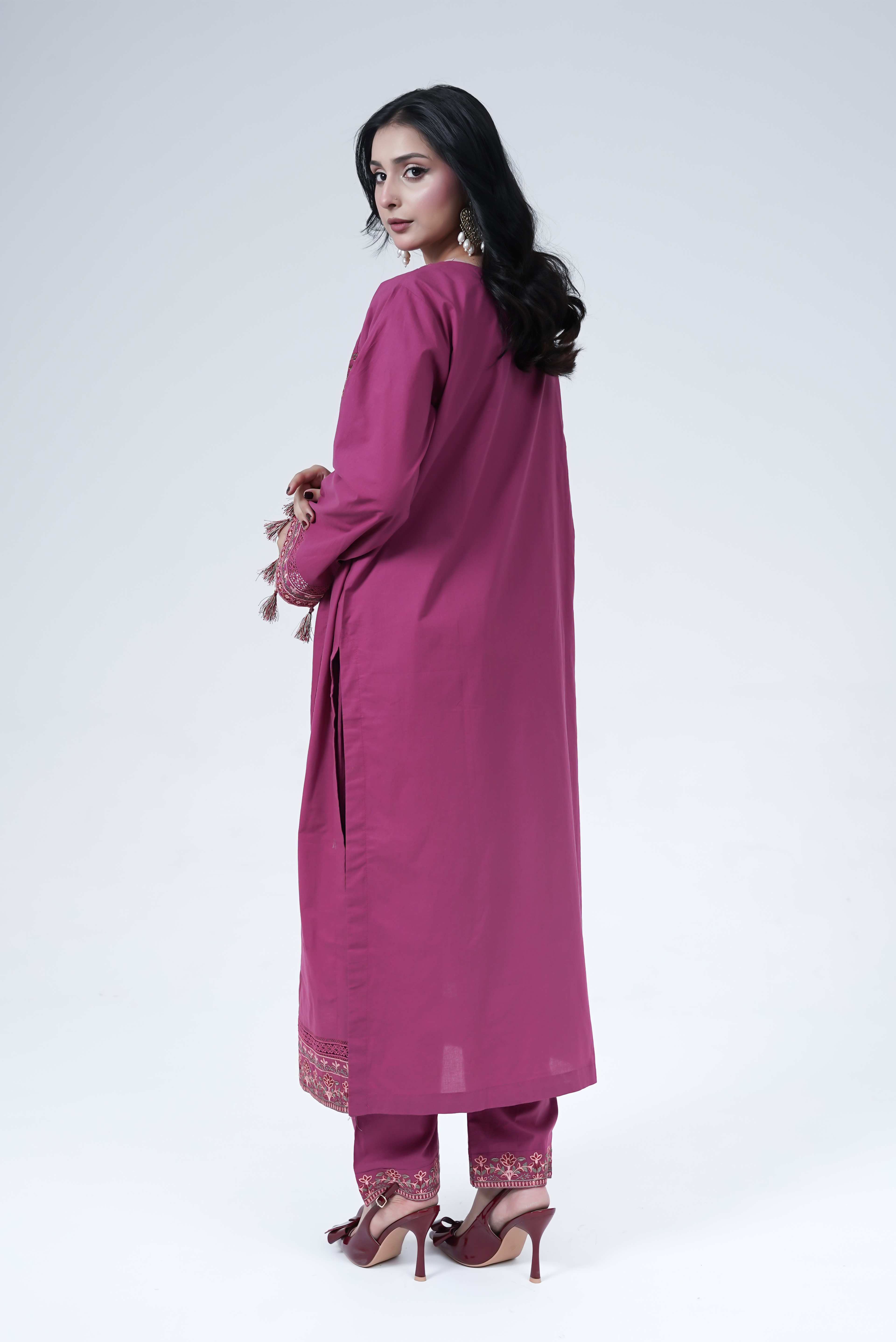 Amaarbail | 3-Piece Embroidered Lawn Outfit
