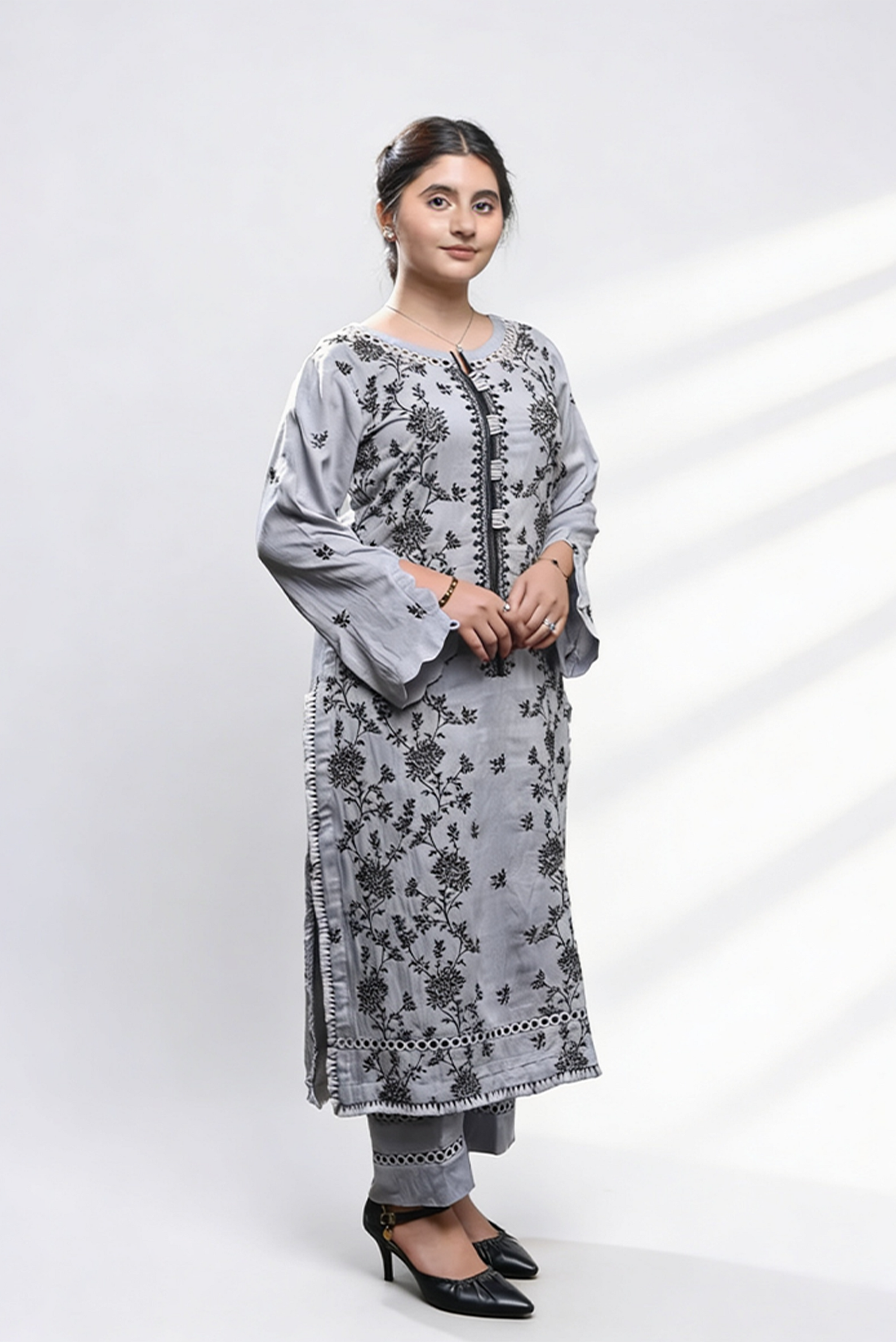 Lujayn - Karandi 2 Piece Suit