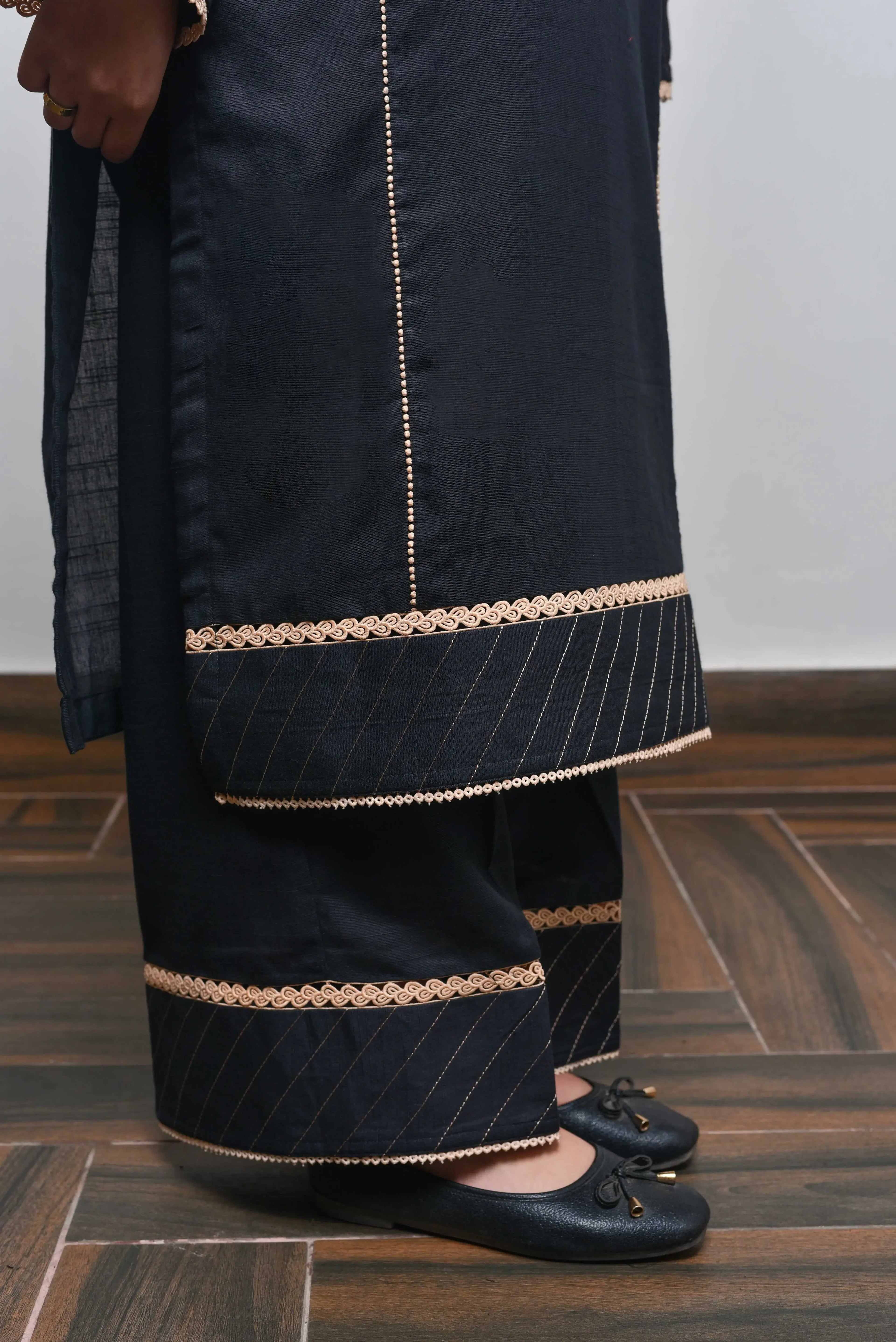 Black Swan - Khadar 2 Piece Suit